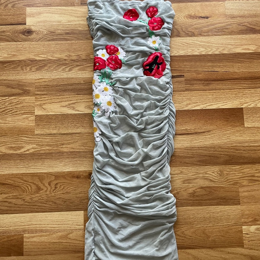 Pleated floral dress , huge stretch